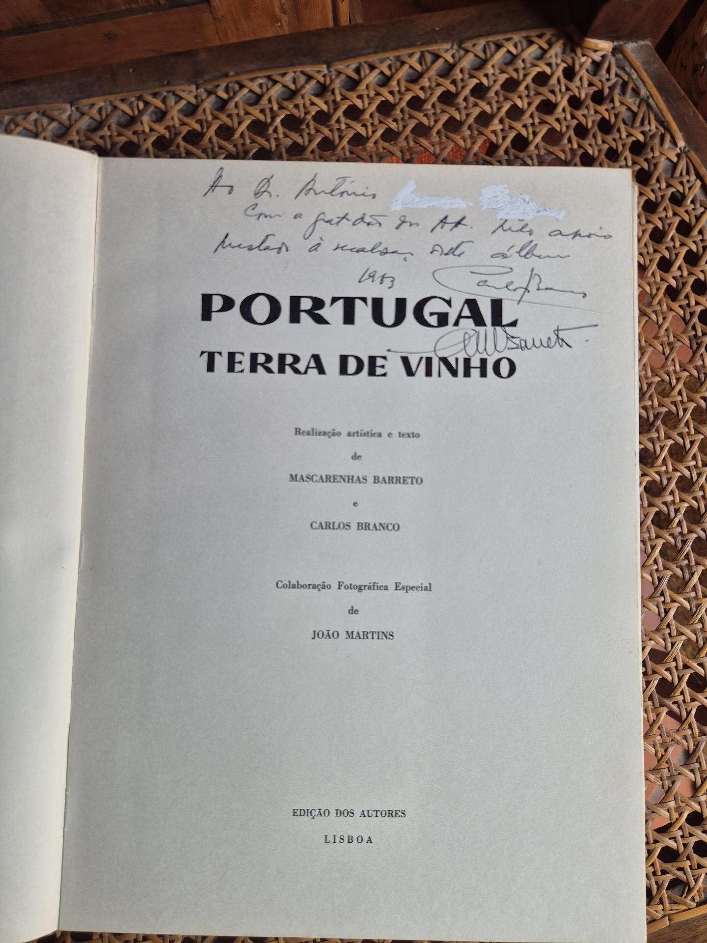 Portugal Terra de Vinho - 1963 – Mascarenhas Barreto e Carlos Branco - Dedicatória e Edição Trilingue - Image 3